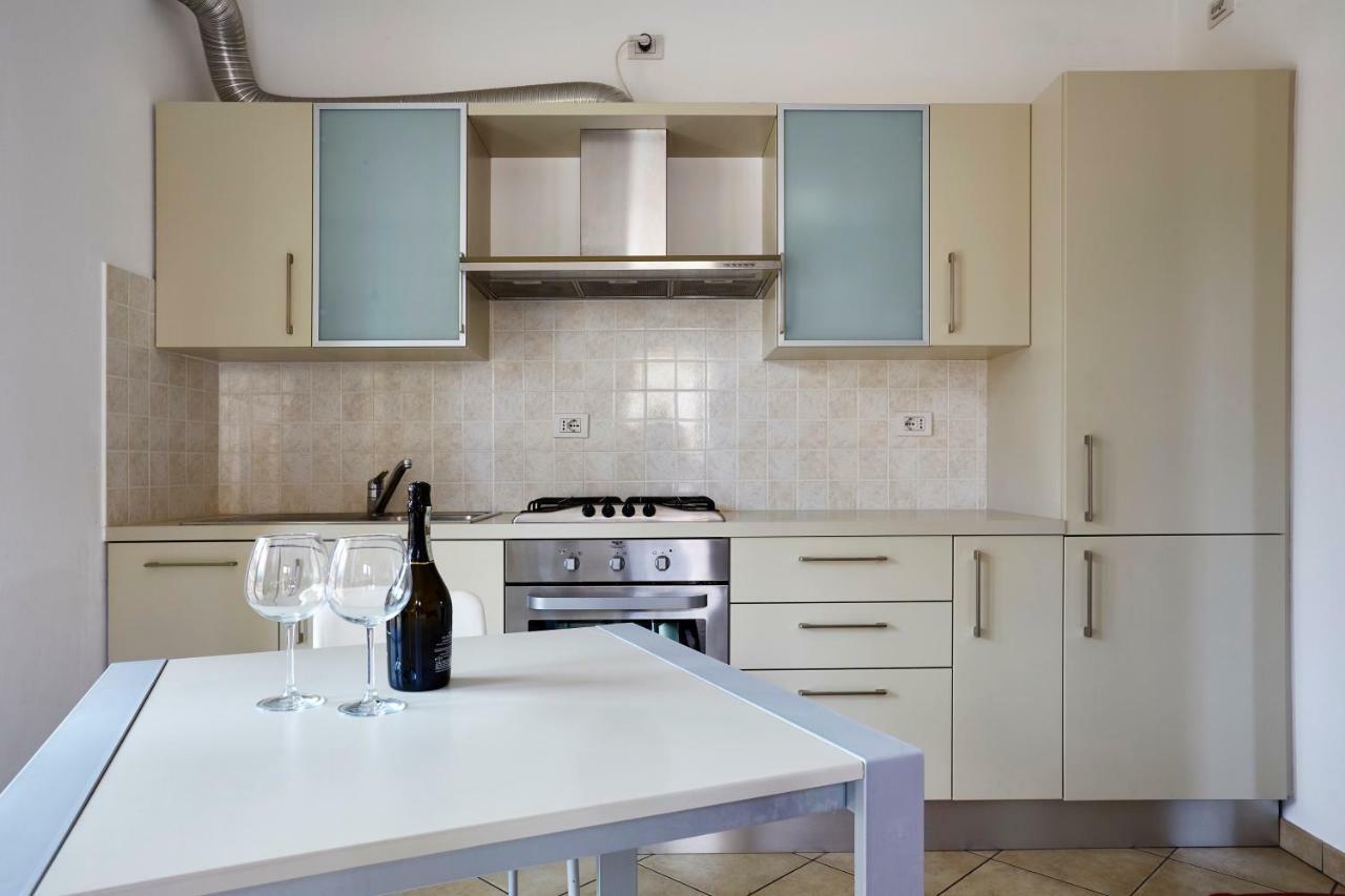 Apartment Alessandra Ленно Екстер'єр фото