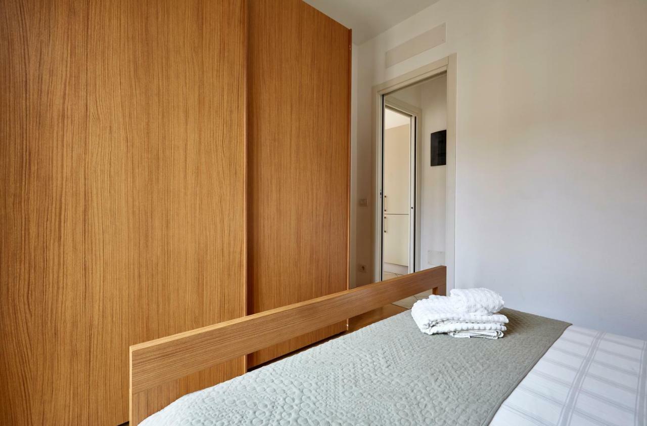 Apartment Alessandra Ленно Екстер'єр фото